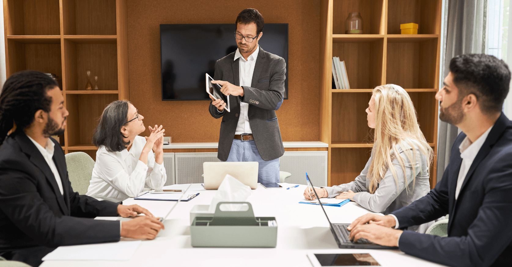 Starten Sie durch! Vielseitige Stellenangebote bei der E+Service+Check GmbH
