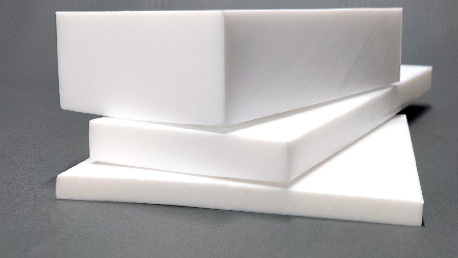 Makrolon Zuschnitt: PVC Platten: Ein Blick auf die Technologie hinter dem Material