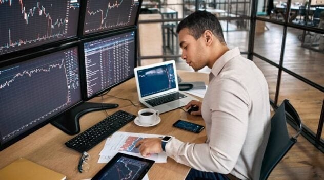 Beherrschen Sie die Märkte: Steigern Sie Ihre Investitionen mit einem erfahrenen Forex Account Manager