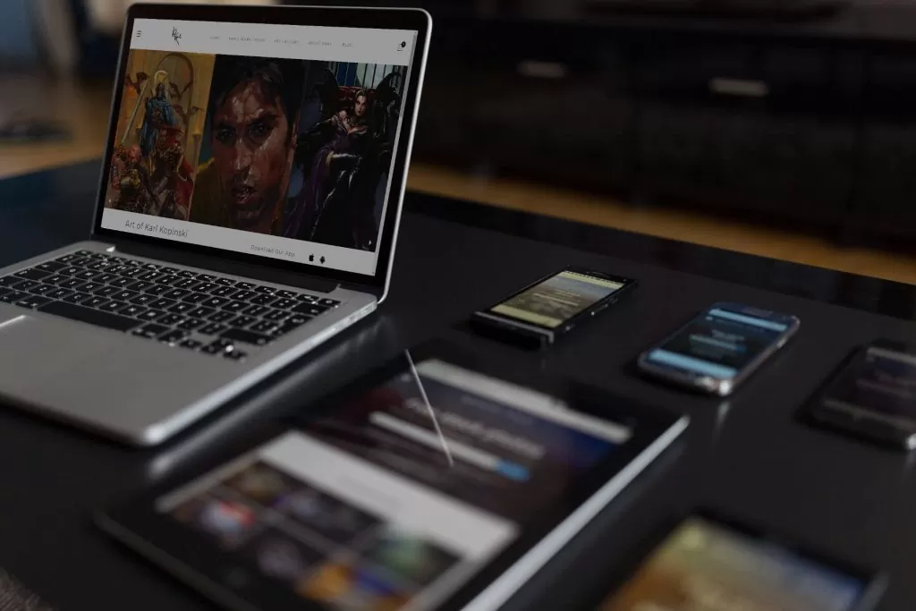 Webdesigner erstellt starke Websites für Unternehmen